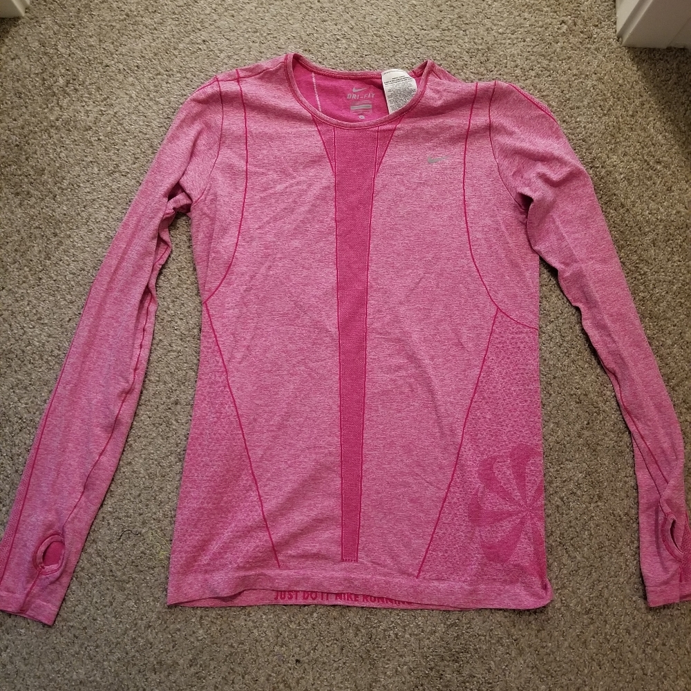 Nike dry fit top